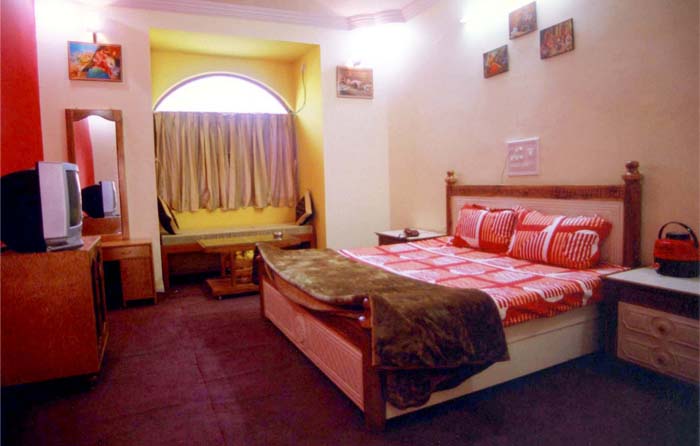 Mangal-Murti Resort — Interiors - image 1